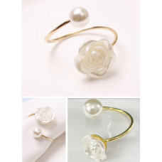 N/RING TWIRL GOLD