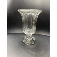 GLASS VASE 18CM